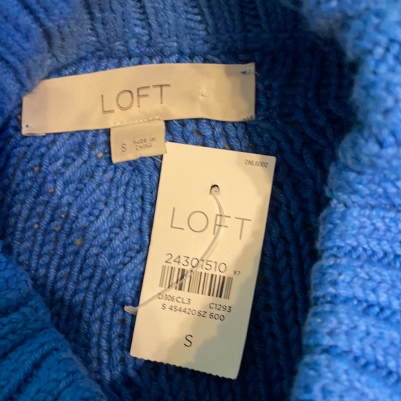 LOFT mock neck balloon sleeve sweater - Picture 5 of 6